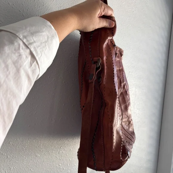 Campomaggi 100% Leather Tan Studded Tote Bag w/ Strap - Picture 12 of 13